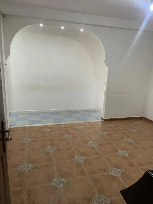 Location Appartement Niveau de villa F4 Alger Dely brahim