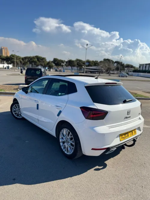 Seat Ibiza 2018 HIGH