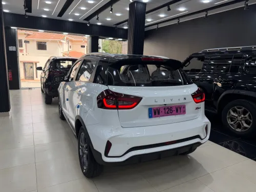 Livan X3 Pro  2026 Automatique (Avec toi ouvrant )