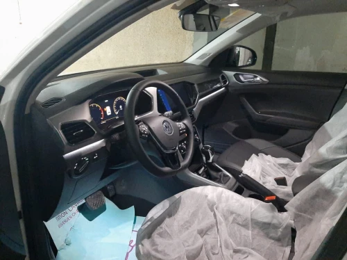 Volkswagen T-Cross 2025 R-line