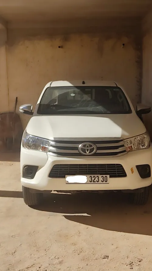 Toyota Hilux 2023 4x4