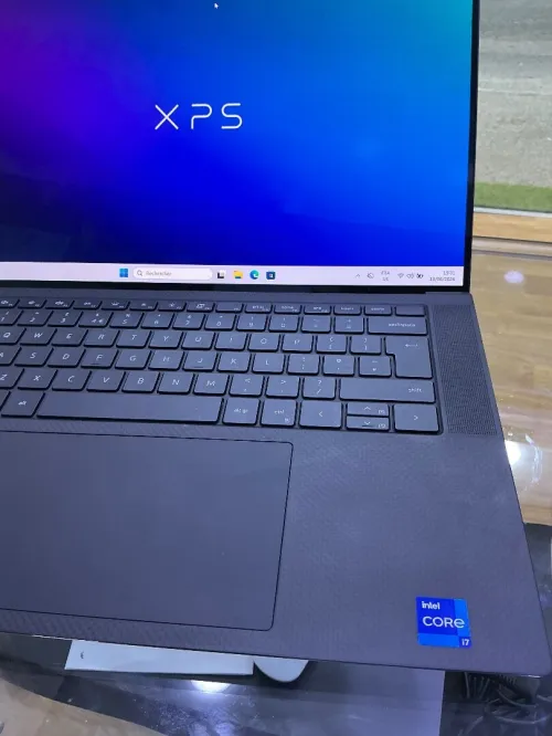 DELL XPS 15 9530/I7 13700H  32GB/1TB NVMe NVIDIA RTX 4060 8GB/15.6 4K TACTILE