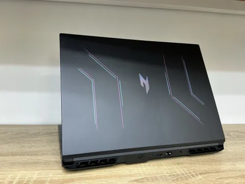 Acer NITRO SHADOW i7-14650HX RTX4060 16GB 512GN 16 165Hz