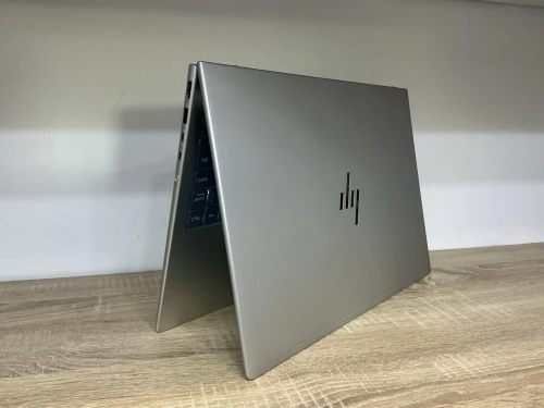 HP EliteBook 860 G11 Ultra 7 155U 16GB 512GB 16"