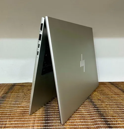 HP EliteBook 845 G10 RYZEN 7Pro 7840U/RADEON Graphics 780M 32Go 1TB 14"