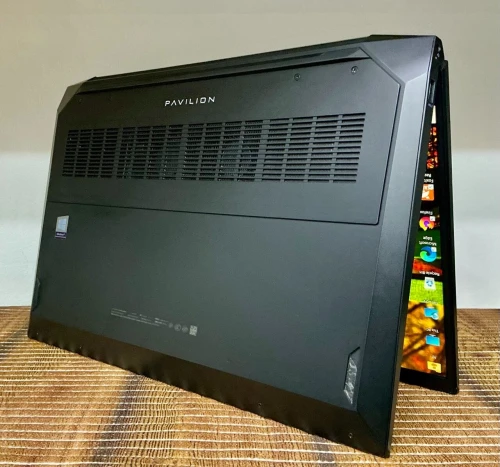 HP Pavillon Gaming 16 i7 - 10750H -GtX 1650Ti - 16GB -512GB
