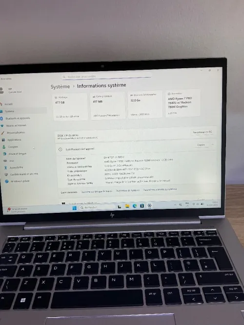 HP ELITBOOK 845 G10AMD RYZEN 7-7840U 32GB 512 Nvme ECRAN  TACTAILE