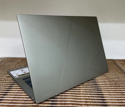 Asus ZenBook 14 OLED 2.8K i7 1260P 16GB 512GB
