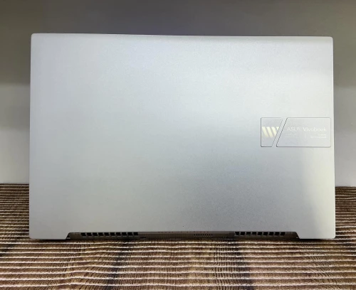 ASUS Vivobook Pro 15 OLED 2.8K AMD Ryzen 7 6800H RTX 3060 6GB 16GB 512GB