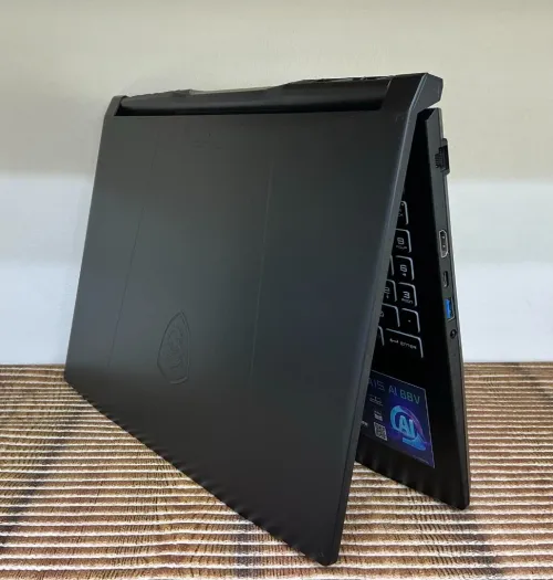MSI KATANA A15 AI  Ryzen 7 8845HS/Radeon 780M RTX4060 8GB 16GB 512GB 15.6 165Hz