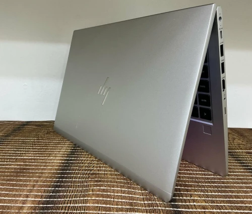 Hp EliteBook 640 G11 ultra 5 135U 16Gb 256GB 14"