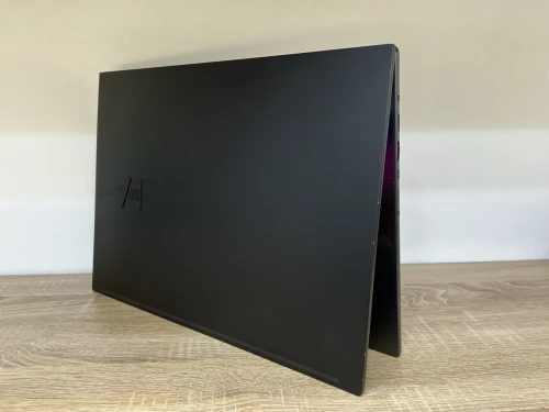 Asus Vivibook Pro X16 Ryzen 9 5900HX-16-512gb nvme-Nvidia RTX 3050ti -2.8K