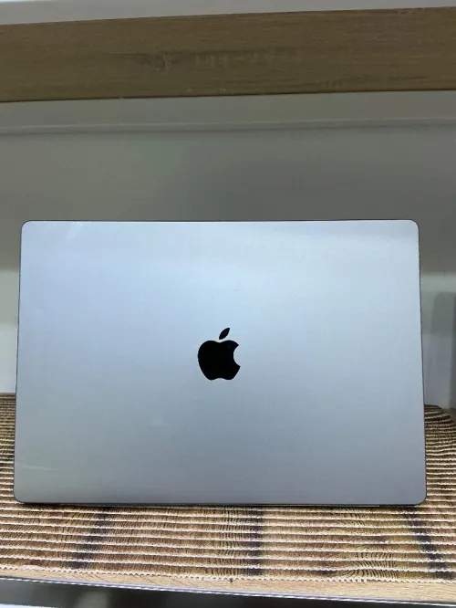 MACBOOK PRO M1 16 PUCE 2021 16GB 512 SSD CYCLE 47 BATTERY 97
