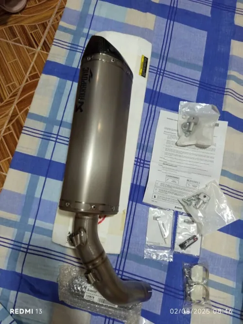 Echappement akrapovic