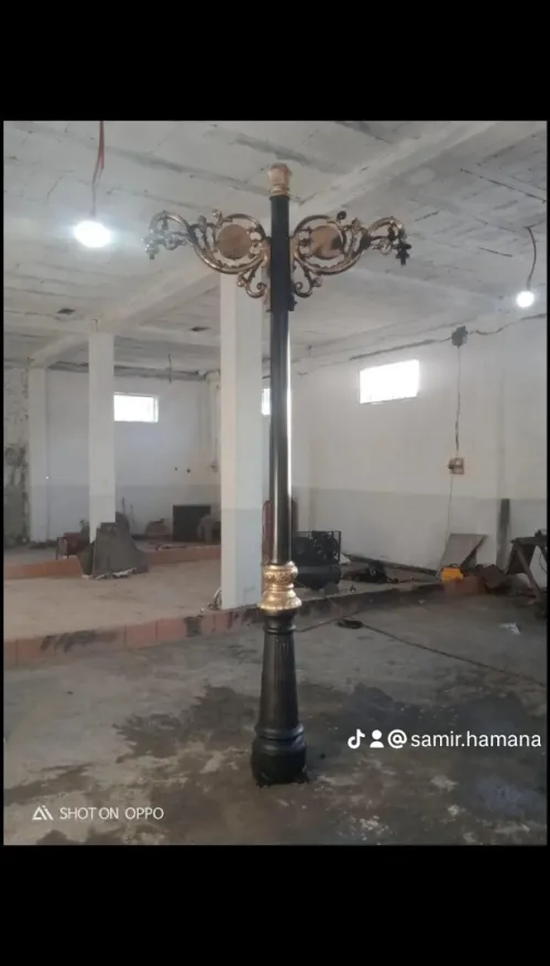 Candélabres d'éclairage public 