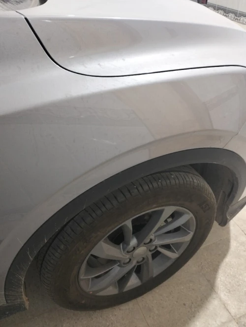 Geely Coolray 2025 