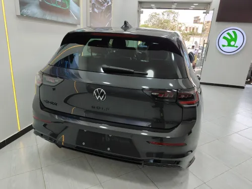 Volkswagen Golf 8 2026 R Black Edition 