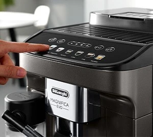 Machine a cafe broyeur capuccino DELONGHI magnifica evo FEB2981TB TITANE- 15 BARS - 7 BOISSONS