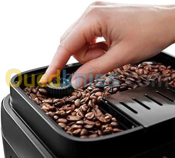 Machine a cafe cappuccino broyeur DELONGHI MAGNIFICA EVO  -15 BARS 