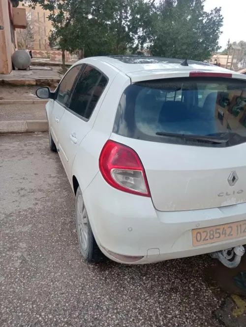 Renault Clio 3 2012 Night and Day