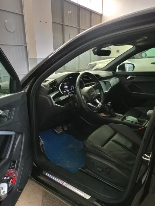 Audi Q3 2021 S Line compétition