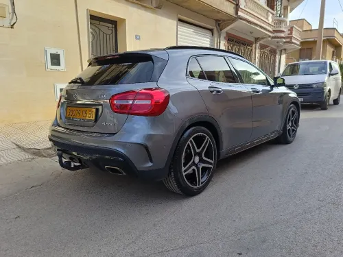 Mercedes GLA 2015 