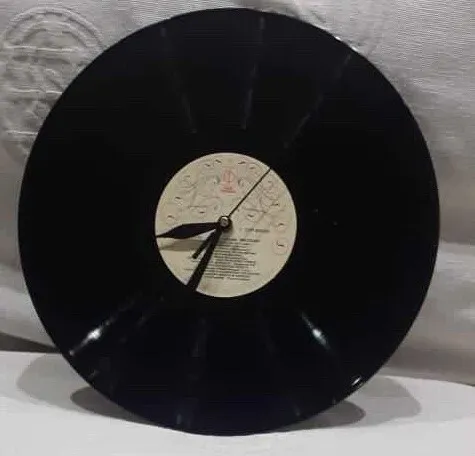 HORLOGE VINTAGE DISQUE 33 TOURS