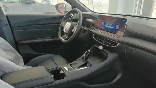MG 5 2025 180 Dvvt