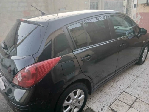 Nissan Tida 2011 