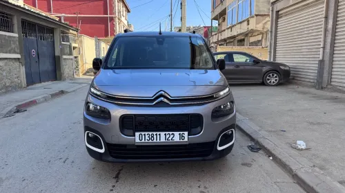 Citroen Berlingo 2022 Full option
