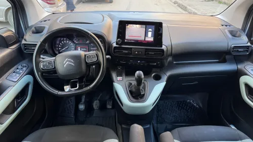 Citroen Berlingo 2022 Full option
