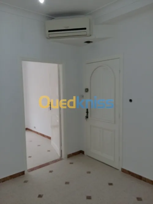 Location Appartement Niveau de villa F3 Alger El achour