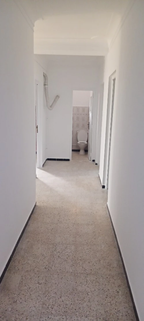 Location Appartement Niveau de villa F4 Alger Ain benian