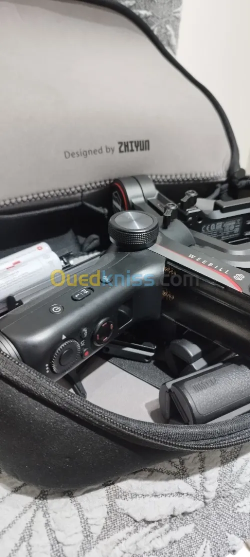 Stabilisateur zhiyun webil s 