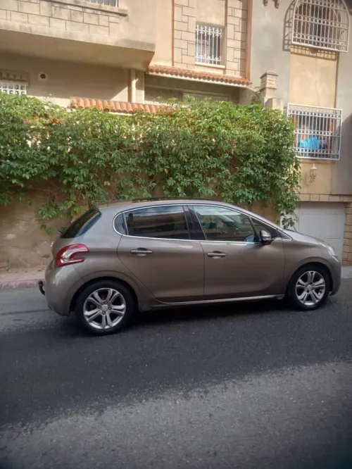 Peugeot 208 2012 208