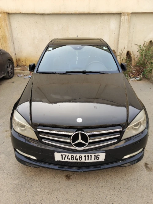 Mercedes Classe C 2011 Avant-garde AMG OM651