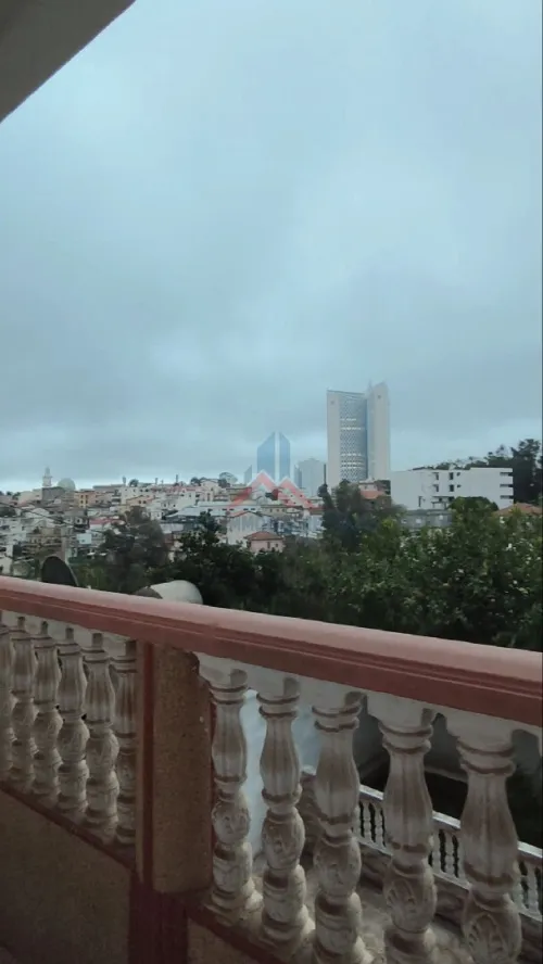 Location Appartement Niveau de villa F4 Alger Chevalley