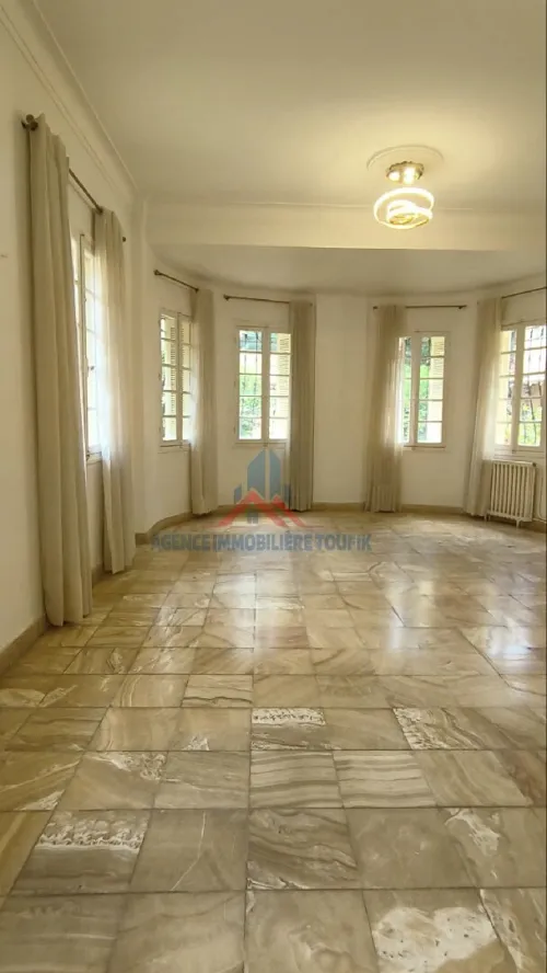 Location Appartement Niveau de villa F4 Alger Dely brahim