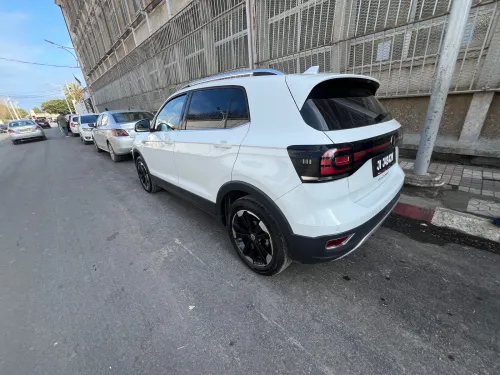 Volkswagen Tacqua 2023 