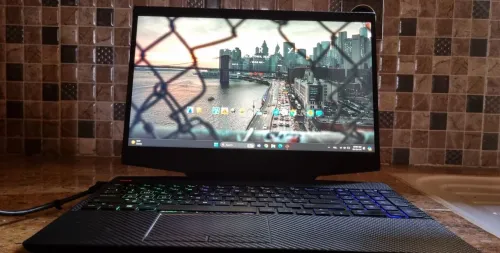 HP Omen 15 i7 RTX 2080 8GB