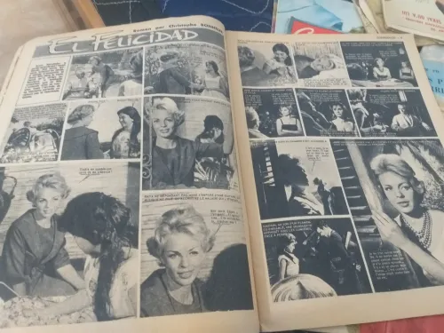 Des ancien roman magazine 1000da l'unité