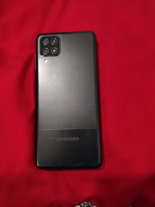 Samsung M12