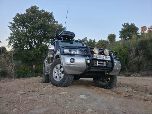 Mitsubishi Pajero sport court 2006 GLS
