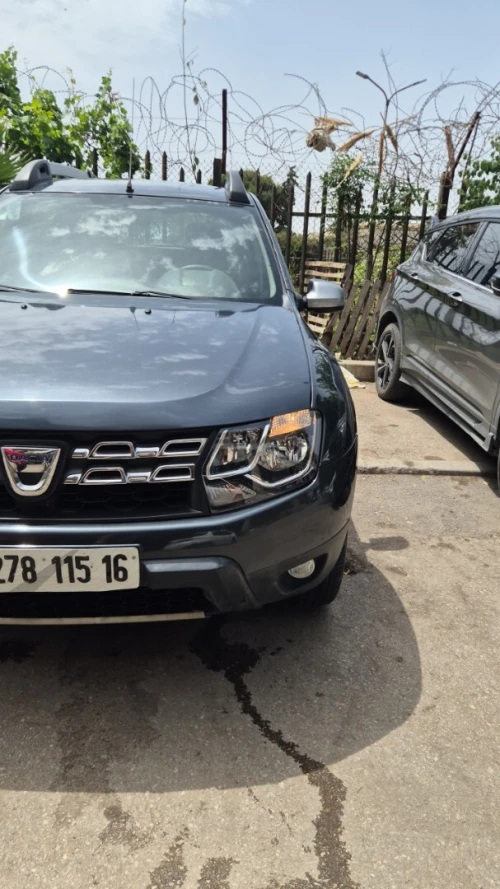 Dacia Duster 2015 Laureate