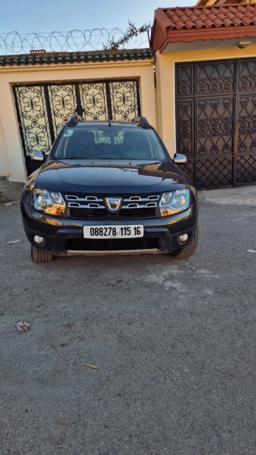 Dacia Duster 2015 Laureate