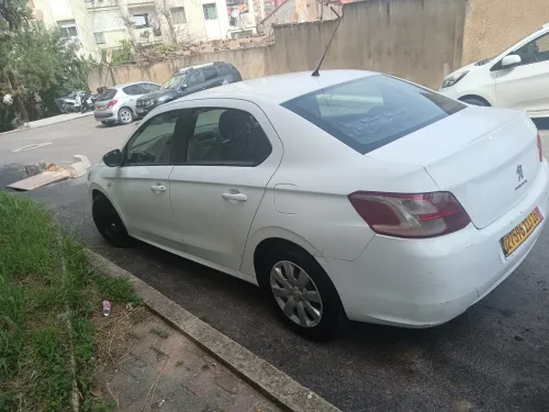 Peugeot 301 2013 Active
