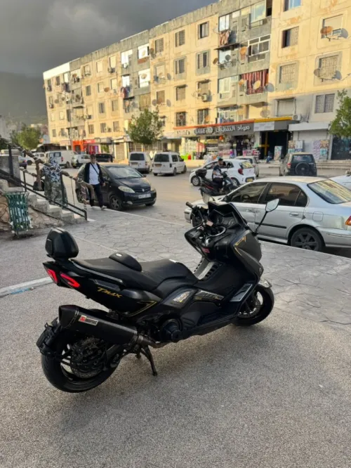 Yamaha Tmax 2017