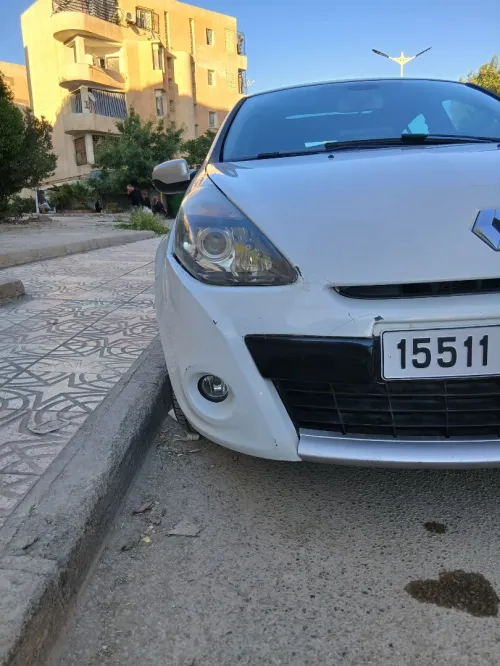 Renault Clio 3 2012 Night and Day