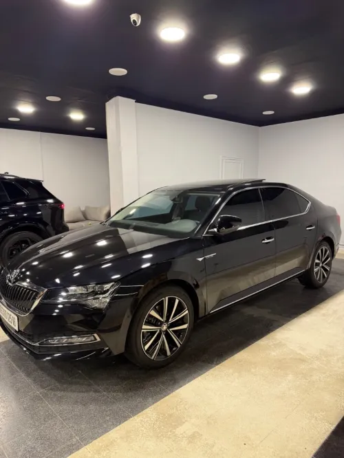 Skoda Superbe 2025 Luxury