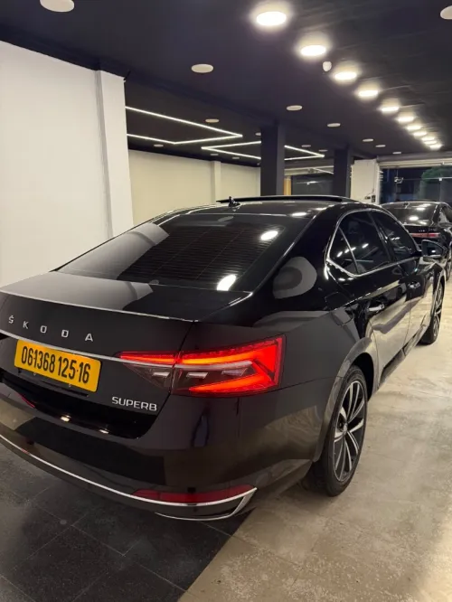 Skoda Superbe 2025 Luxury